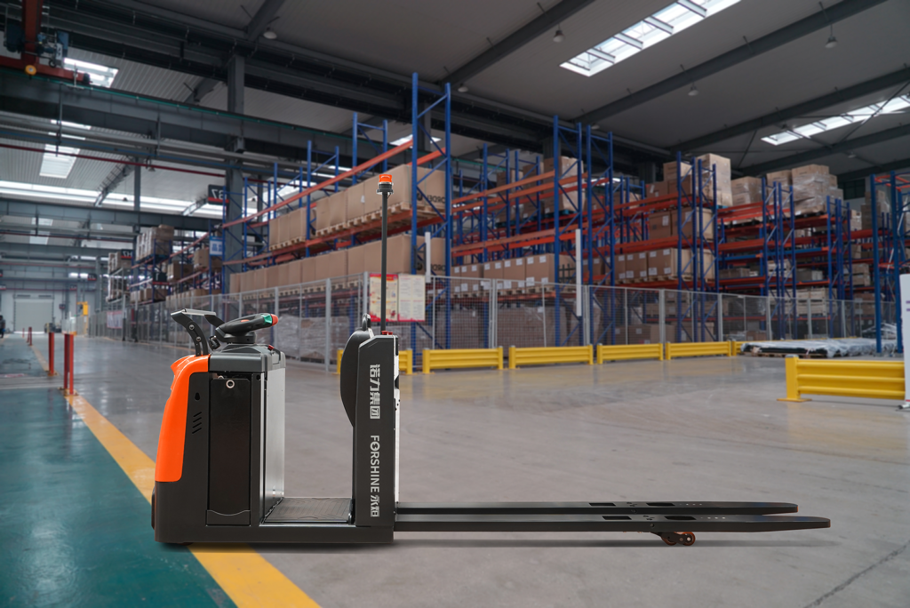 Low Level Order Picker